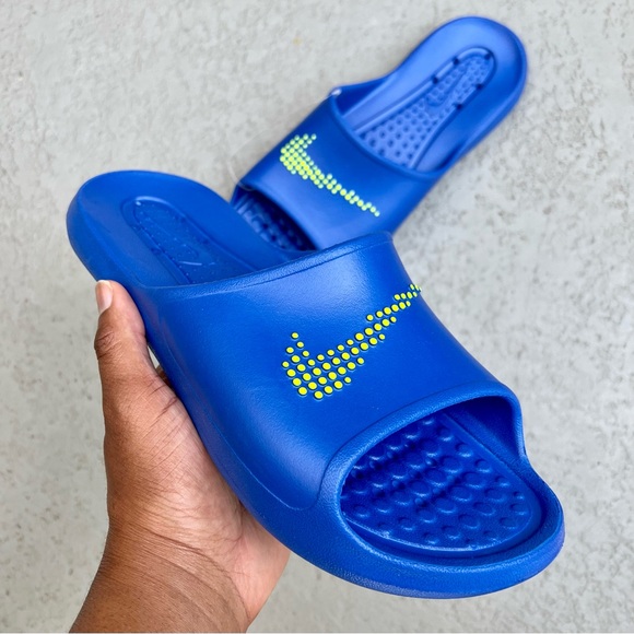 nike victori one slide waterproof
